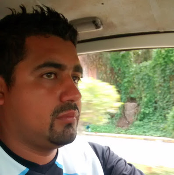 Meet your Posher, Erick baltazar - Picture 1 of 1